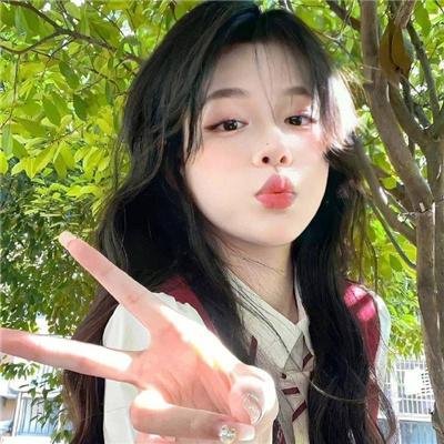 裸露之吻 海报